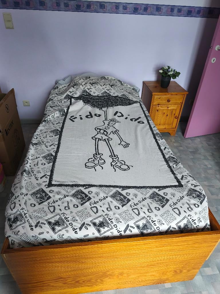 lit d'une personne en bois avec table de nuit, Enlèvement, Utilisé, Une personne, Bois