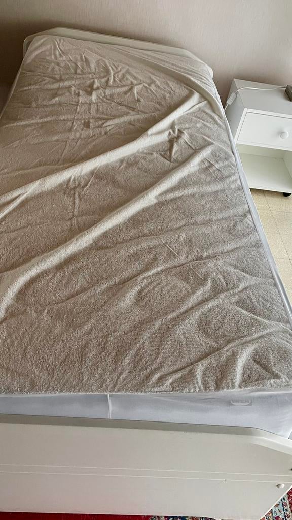 KOOPJE!! 1-persoonsbed  compleet, Ophalen, Zo goed als nieuw, Lattenbodem