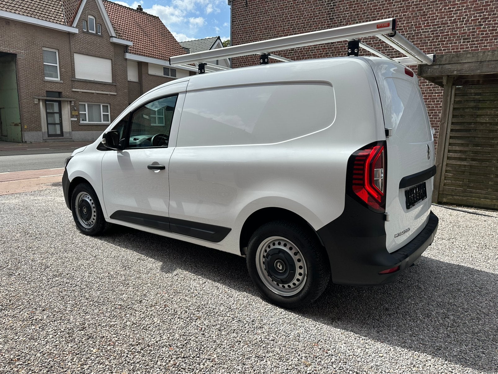Renault kangoo / automaat / 36000km!, Auto's, Renault, 4 cilinders, Wit, Bedrijf, Diesel