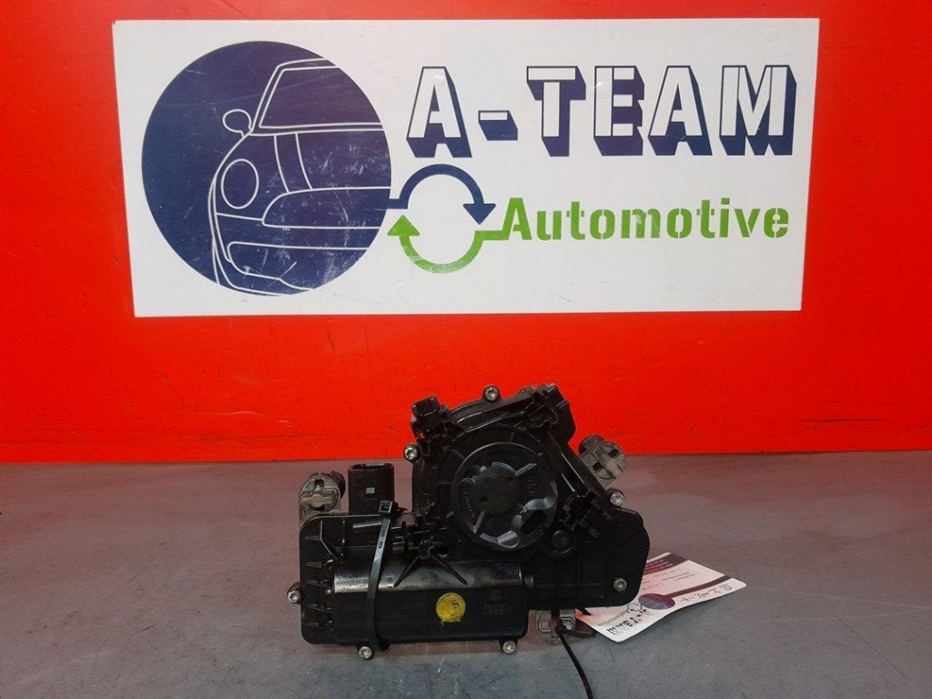 DIVERSEN Audi A4 Avant (B9) (01-2015/08-2020) (|3V5827887C|), Info@audi.de, Audi, Audi AG, Gebruikt