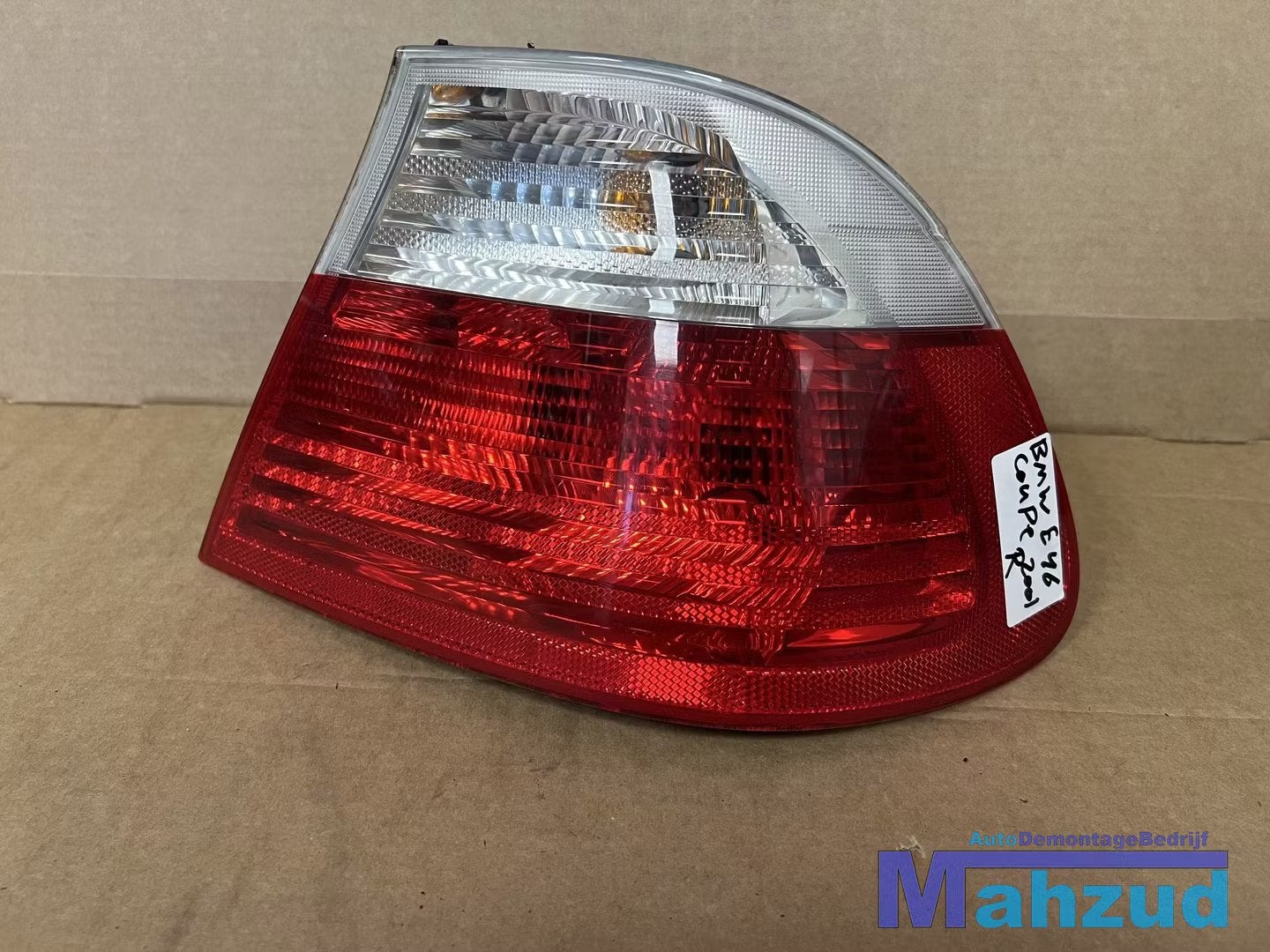 BMW 3 SERIE E46 COUPE Rechts buiten achterlicht 1997-2003, Petuelring 130
80788  Munich, DE, Gebruikt, Info@bmw.de, BMW