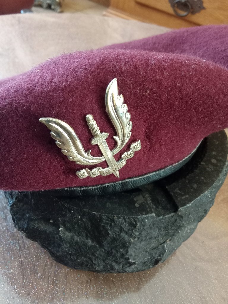 Béret rouge Para commando belge, Verzamelen, Verzenden
