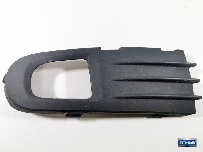 Afdekplaat mistlamp rechts van een Volvo V50, Gebruikt, -, -, Ophalen of Verzenden