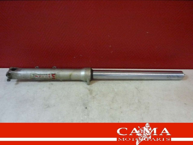 TUBE DE FOURCHE AVANT DROIT Suzuki, Dhr. S. di Majo, Utilisé, Info@cama-motorparts.nl, P.J. Troelstraweg 8 8
3144 CX  MAASSLUIS, NL