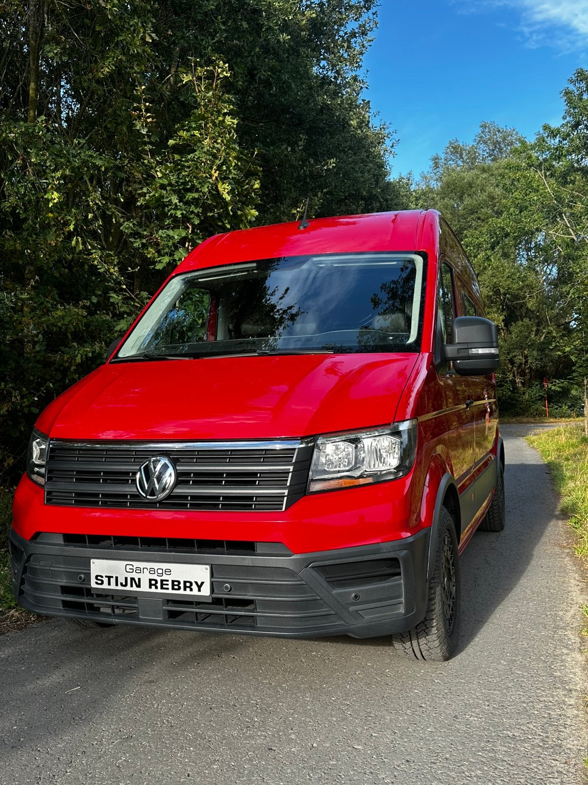 VOLKSWAGEN CRAFTER / CAMPER VAN, Bedrijf, Te koop, Elektrische ramen, Rood
