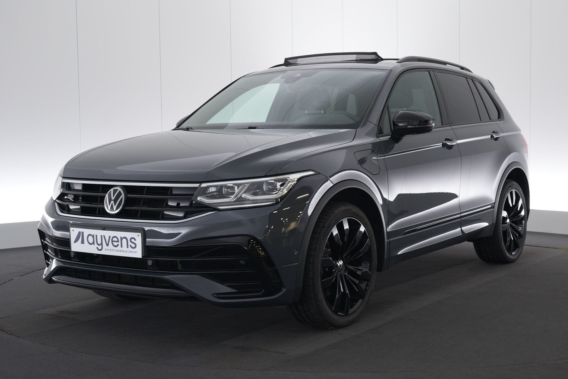 (2CAV116) VOLKSWAGEN TIGUAN, Argent ou Gris, Achat, Entreprise, Carnet d'entretien
