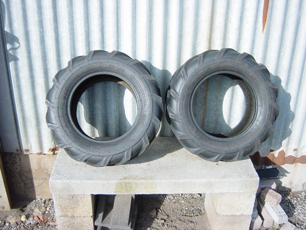 banden tractor of grasmachien, Overige, Gebruikt, 235 mm, Band(en)