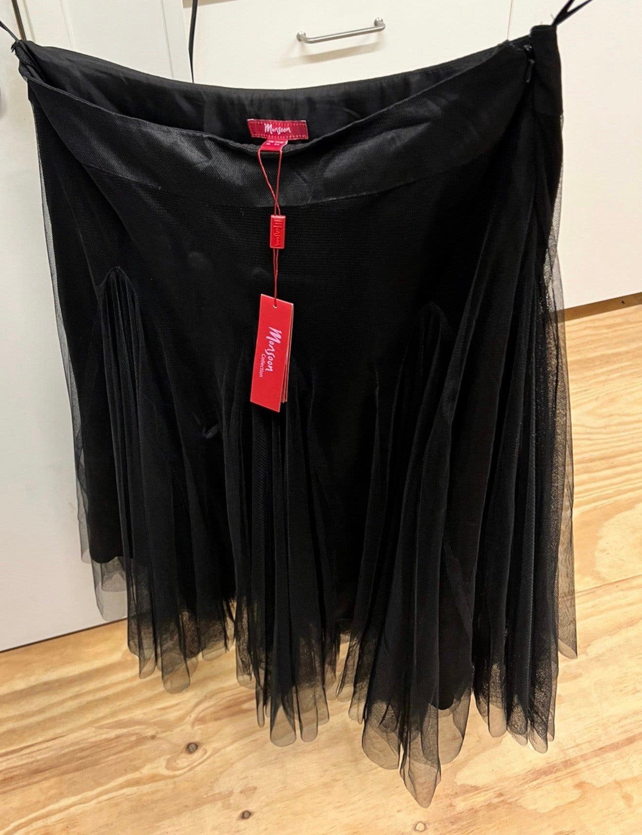 Jupe trapèze noire Monsoon en maille mousseline de soie L-44, Vêtements | Femmes, Enlèvement ou Envoi, Neuf, Taille 42/44 (L)