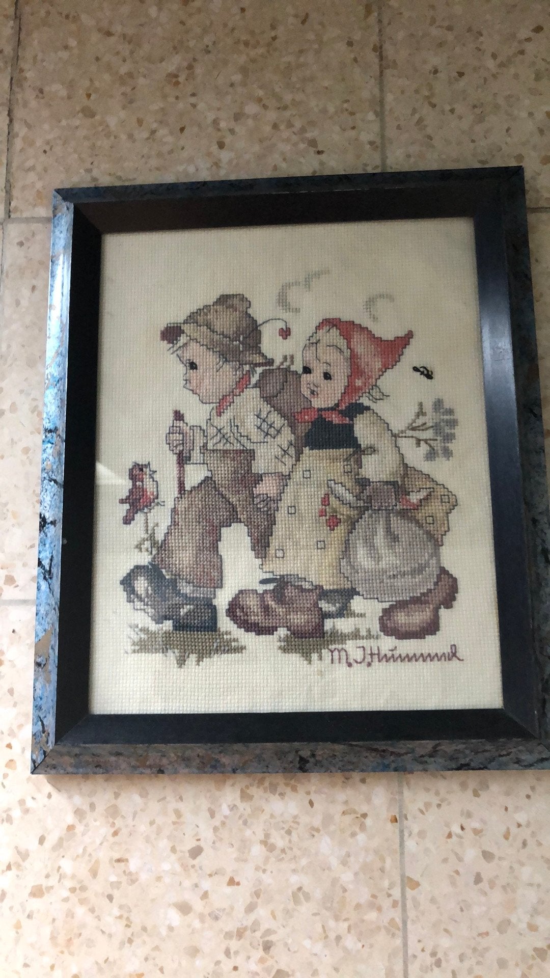 Kader met hummel  naaiwerk, Ophalen, Zo goed als nieuw