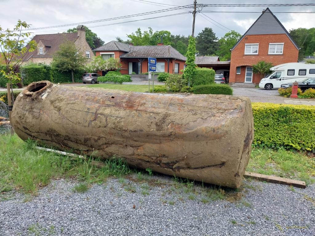 Mazouttank/oud ijzer, Ophalen