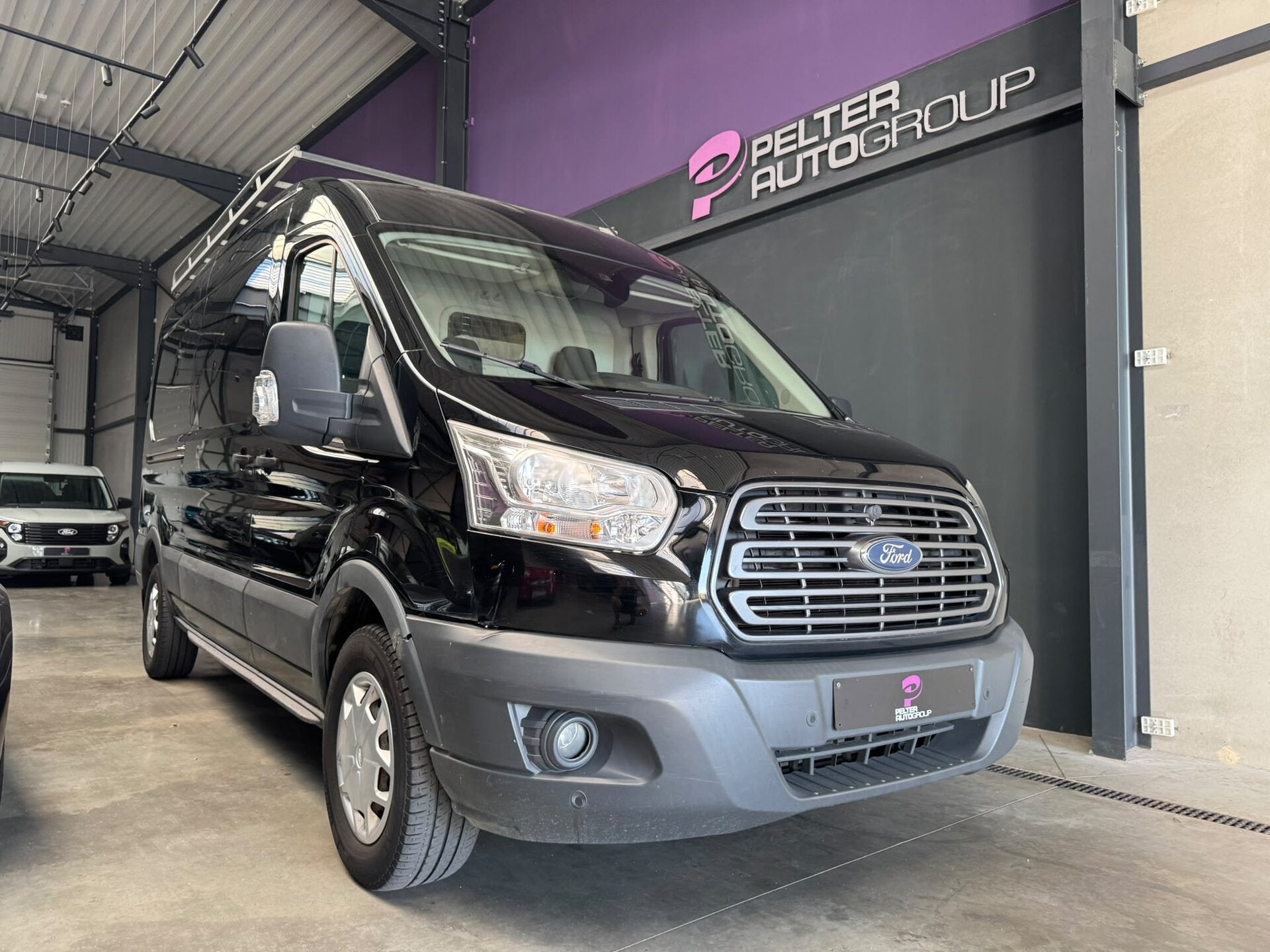 Ford Transit 2.2TDCi L3H2 GPS Camera Trekhaak BTW incl., Euro 5, Zwart, 0 kg, Zwart