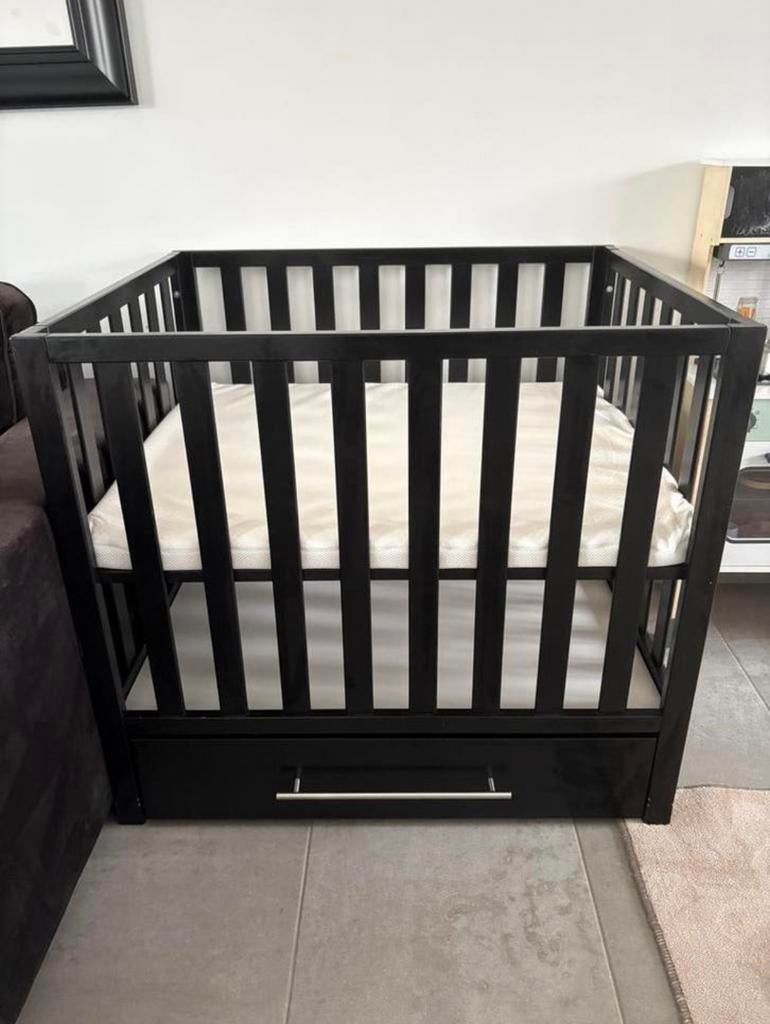 Boîte avec tiroir avec matelas (Van Asten), Enfants & Bébés, Parcs, Comme neuf, Enlèvement