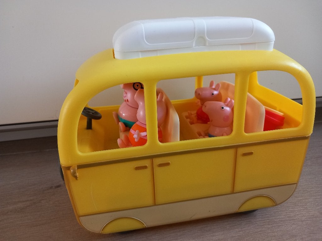 Peppa Pig camper, Kinderen en Baby's, Ophalen, Zo goed als nieuw, Accessoires