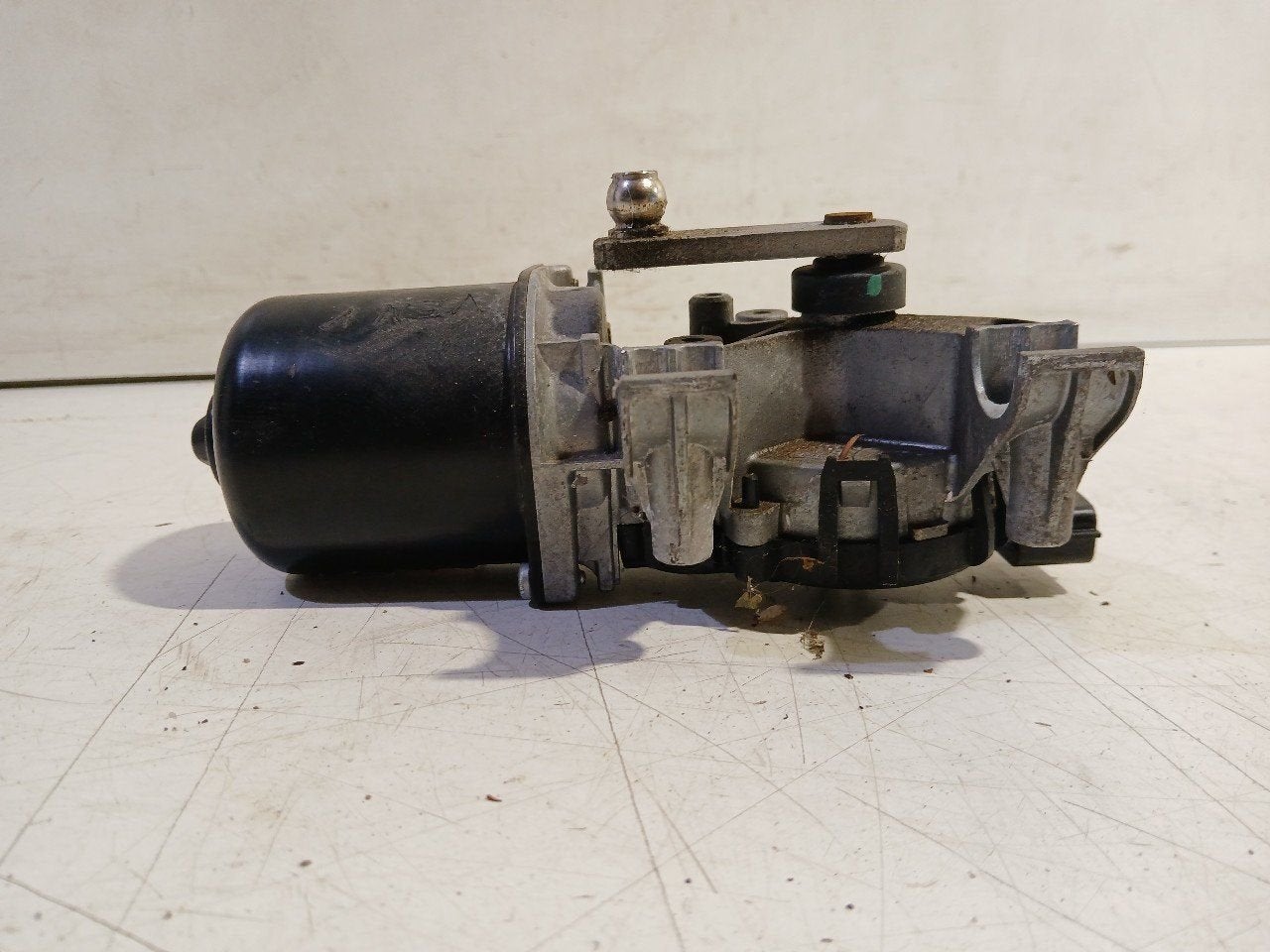 Ruitenwissermotor voor Renault Clio, Onderdelen@venauto.nl, Van der Ven Autorecycling B.V., Ettenseweg 76, 4706 PB Roosendaal, The Netherlands