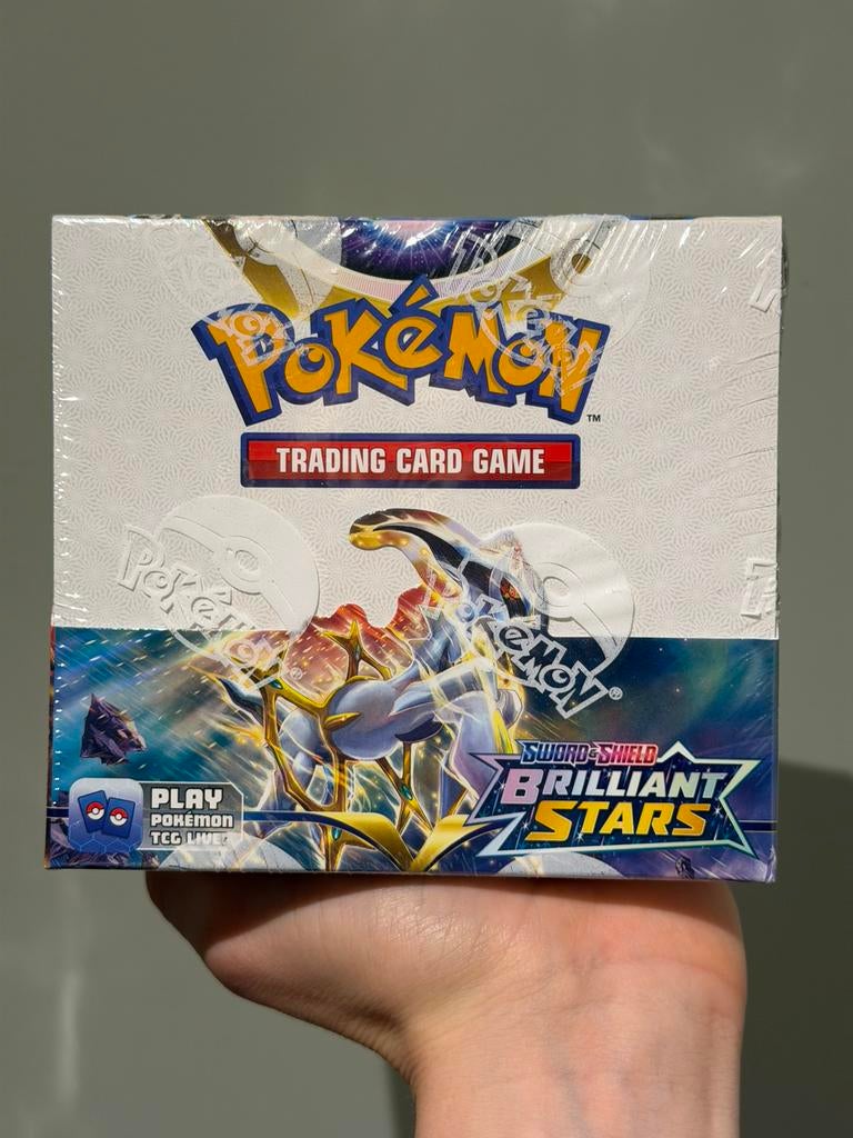 Pokemon brilliant stars booster box nr4, Ophalen, Nieuw, Boosterbox