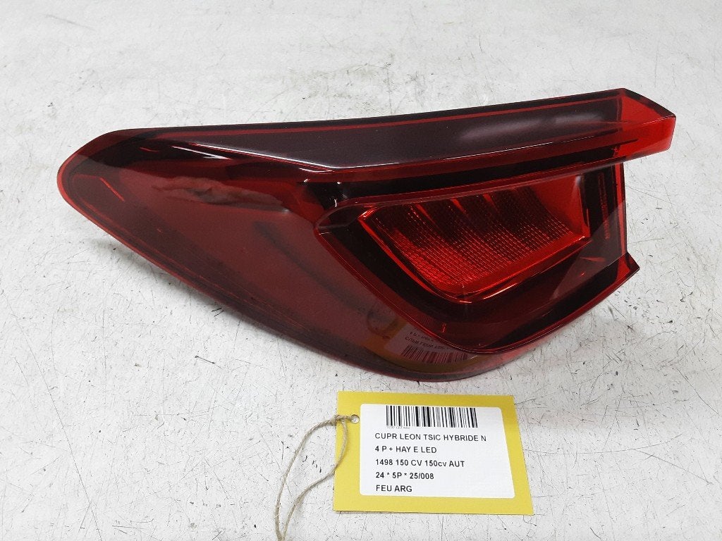 FEU ARRIÈRE GAUCHE Seat Leon (KLB) (01-2019/-) (5FA945207C), Seat Deutschland GmbH, Service@seat.de, Utilisé, Seat