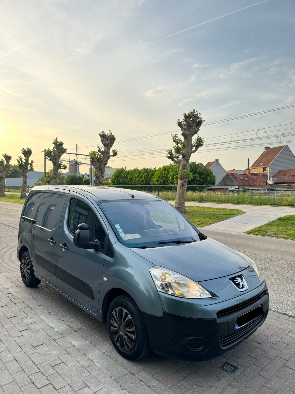 Peugeot Partner 1.6HDI Lichte vracht Gekeurd voor verkoop, Auto's, 5 deurs, Particulier, Overige carrosserie, Euro 4