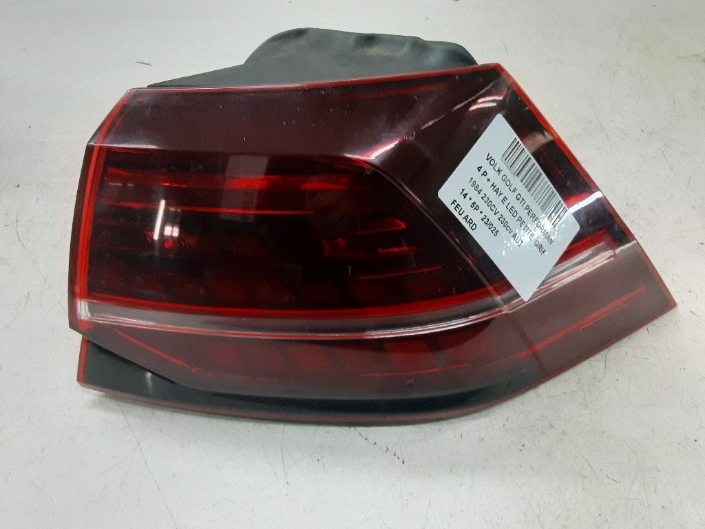 ACHTERLICHT RECHTS Volkswagen Golf VII (AUA), Gebruikt, Volkswagen, Mevr. I. Hauben, Rue de l'Espoir 34 34
4030  GRIVEGNÉE, BE