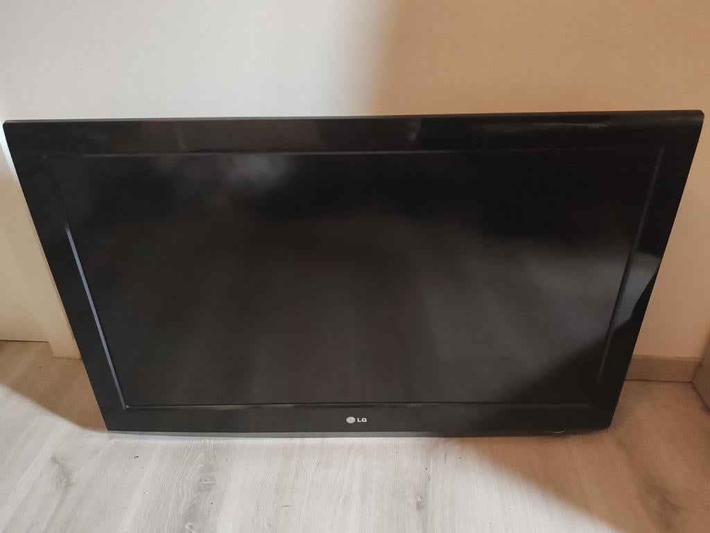 LG FullHD tv 37", Audio, Tv en Foto, Televisies, LG, Ophalen