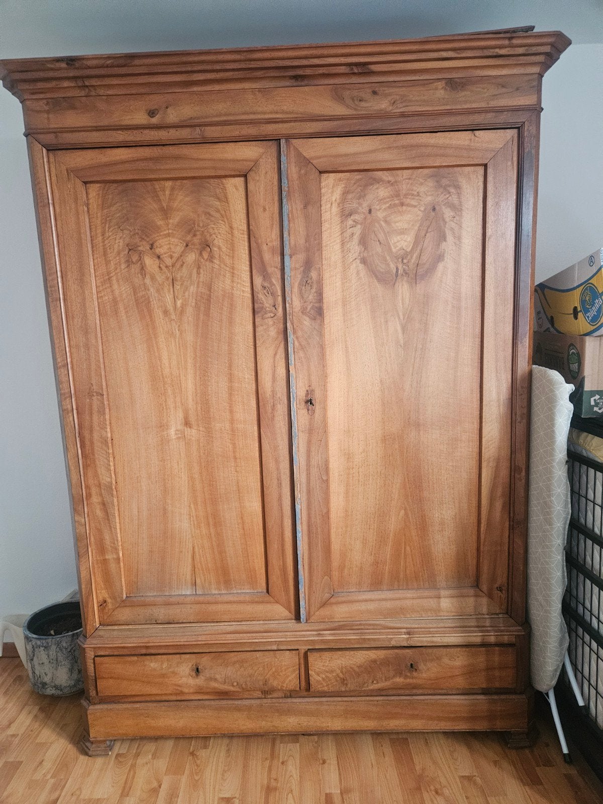 Houten kast massief, Ophalen