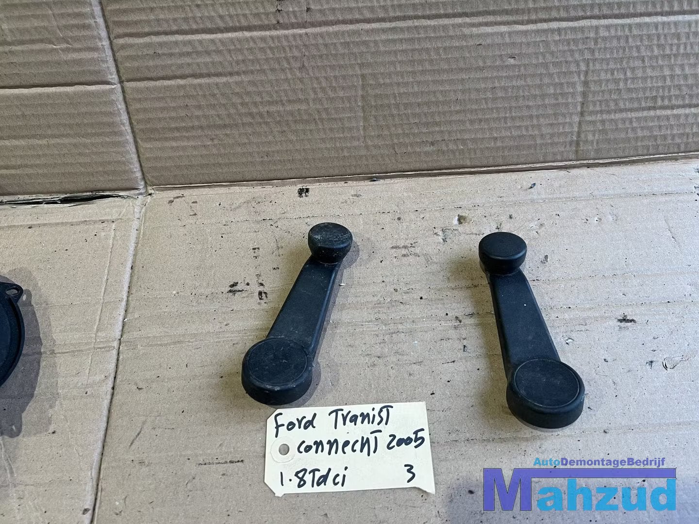 FORD TRANSIT CONNECT Raamslinger links rechts 2002-2012, Info@ford.com, Ford Motor Company, American Road 1
48126  Dearborn, Ford