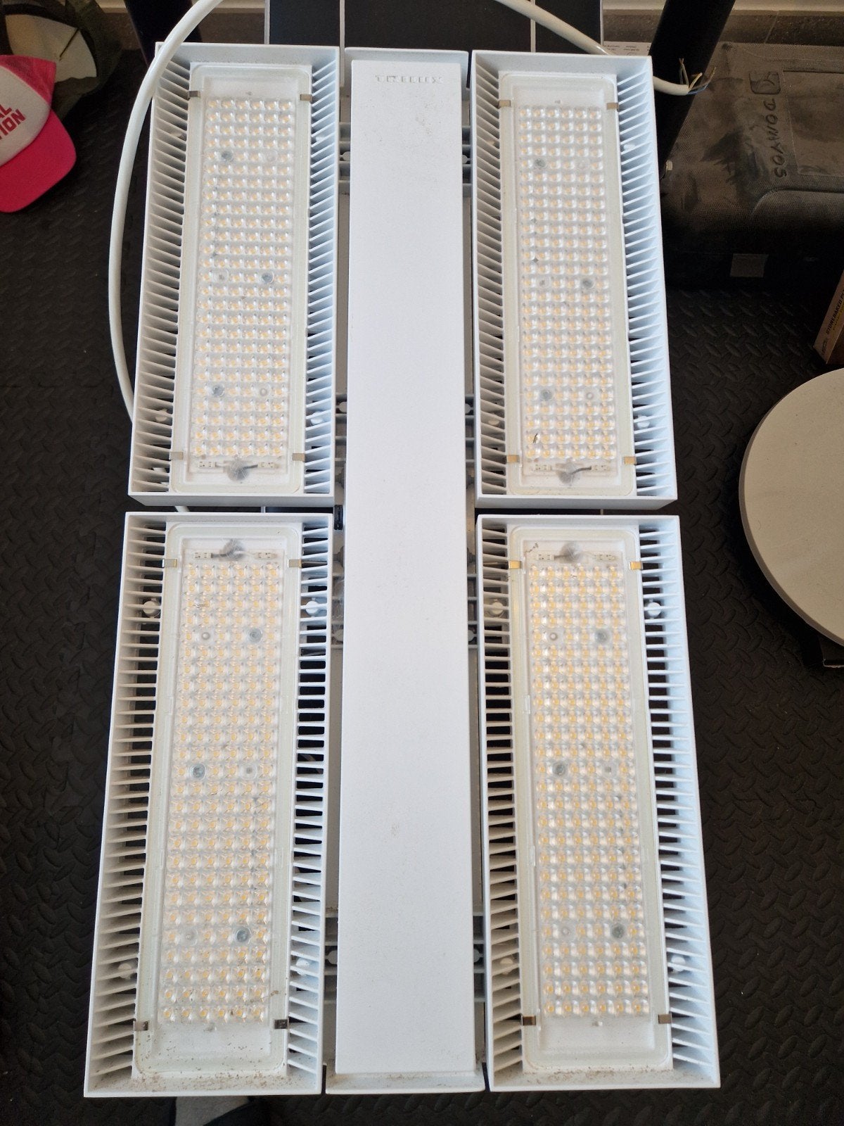 Trilux Mirona Fit TB LED26000-840 ETDD, Bricolage & Construction, Bricolage & Rénovation Autre, Enlèvement