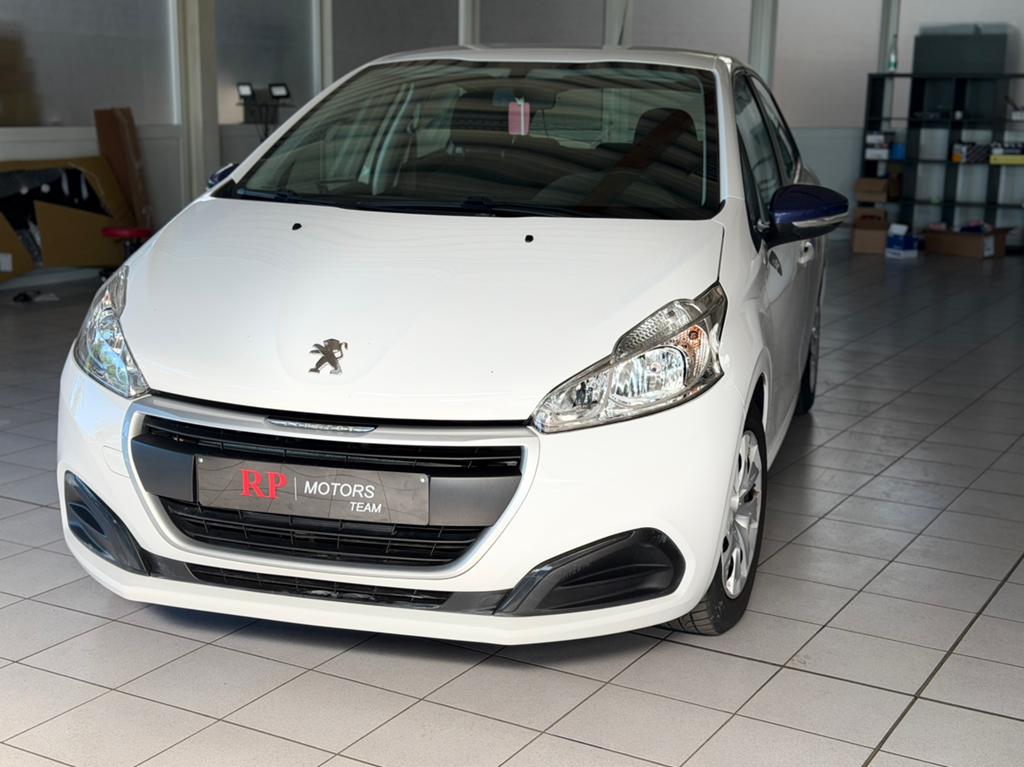 PEUGEOT 208 1.2 PureTech Like, Voorwielaandrijving, Stof, 50 kW, 1199 cc