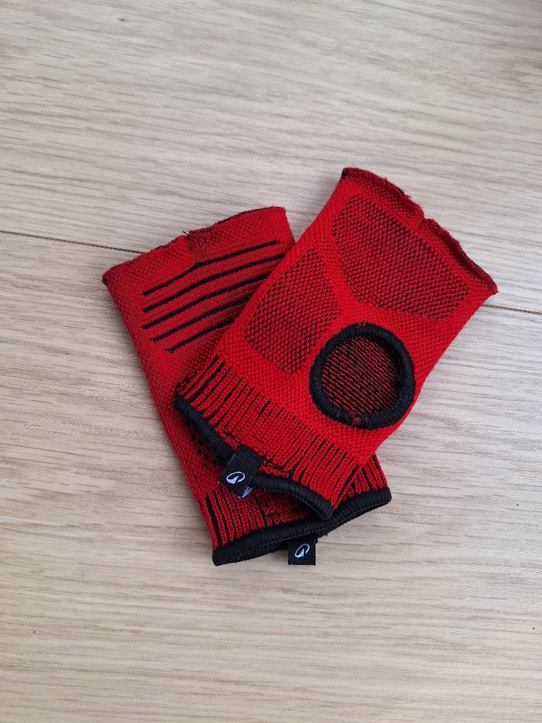 Kickboks setje 9/10 jaar, Sports & Fitness, Taille XS ou plus petite, Comme neuf, Enlèvement, Protection pour arts martiaux