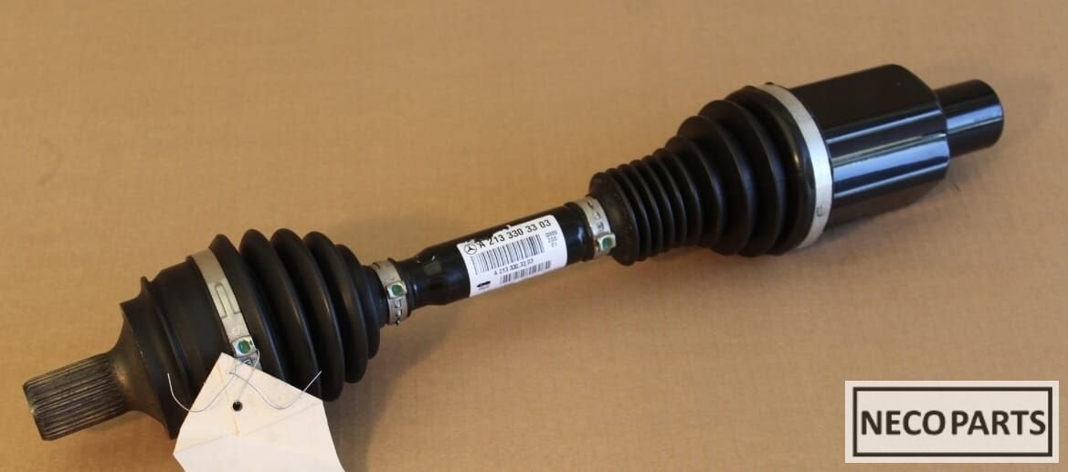 CLS W257 W213 53 AMG AANDRIJFAS AANDRIJF AS A2133303303, Utilisé, -, -, Enlèvement ou Envoi