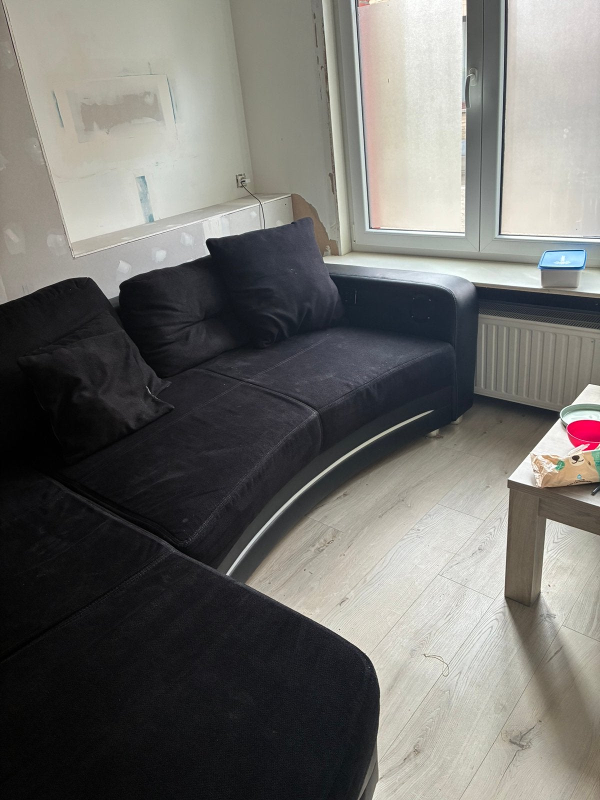 Zetel laredo met audio en led ( bediening led defect), Enlèvement, Comme neuf