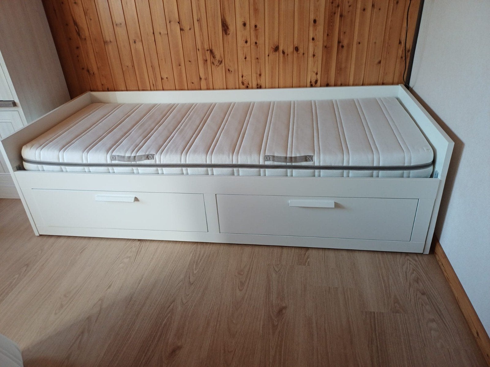 lit ikea Brimnes, Enlèvement, Deux personnes, Blanc