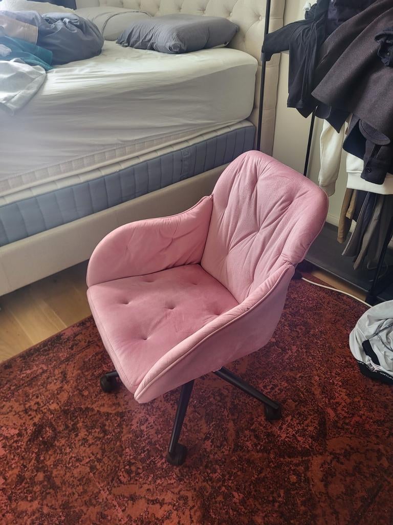 Hoogslaper van ikea,wit met rose bureau stoel, Ophalen, Hoogslaper