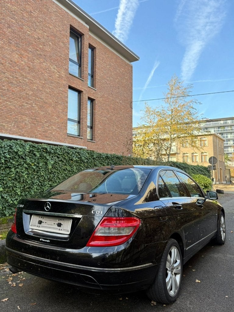 Mercedes C200 à partir de 2011 EURO 5 - TOIT OUVERT, Autos, Euro 5, Achat, Entreprise, Boîte manuelle