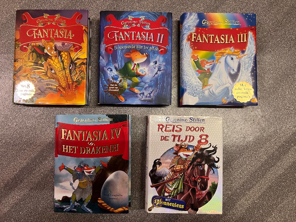Geronimo Stilton Fantasia boeken (hardcover), Fiction, Comme neuf, Geronimo Stilton, Enlèvement ou Envoi