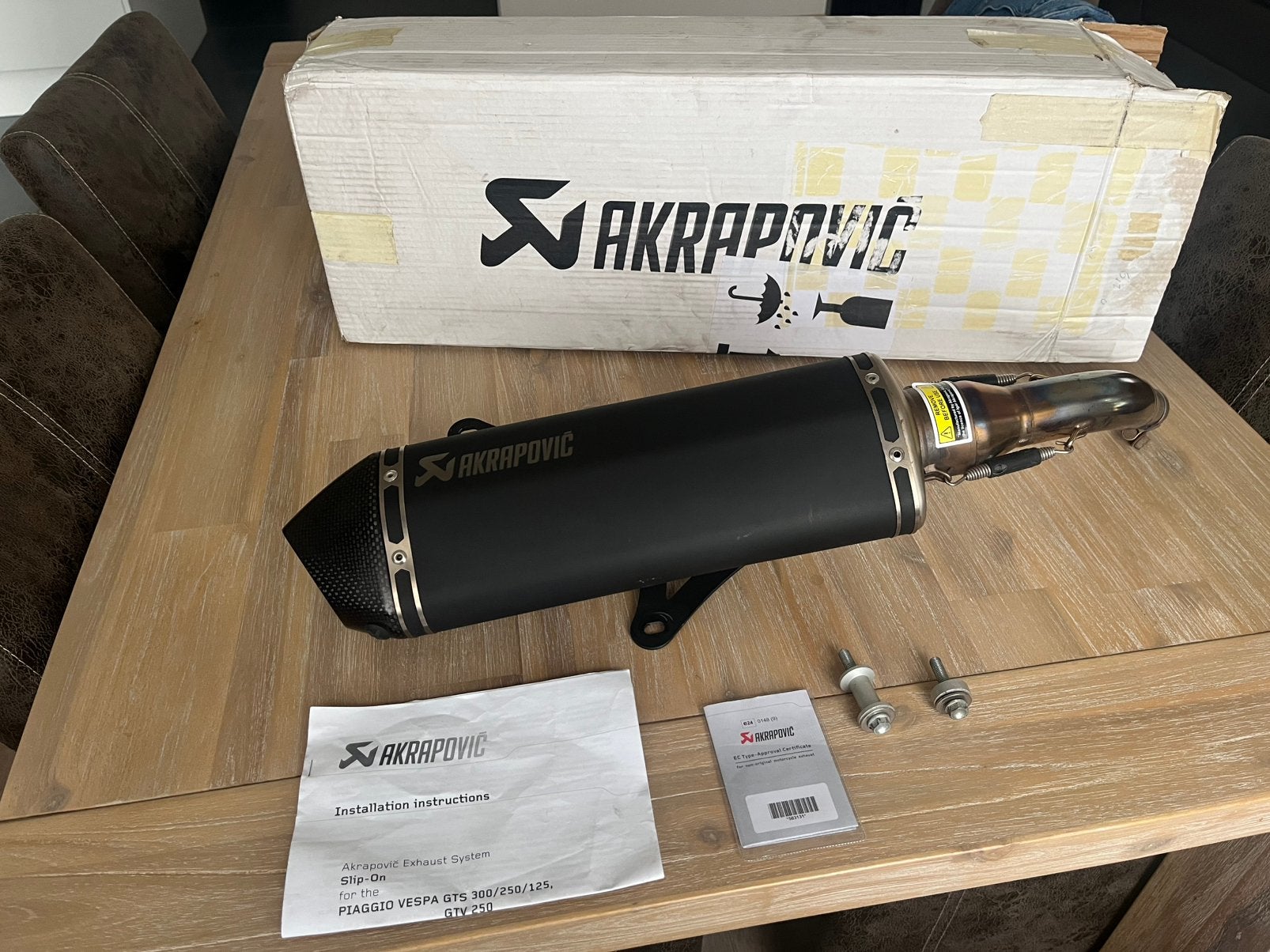 Pot d'échappement Vespa GTS Akrapovic, Enlèvement ou Envoi