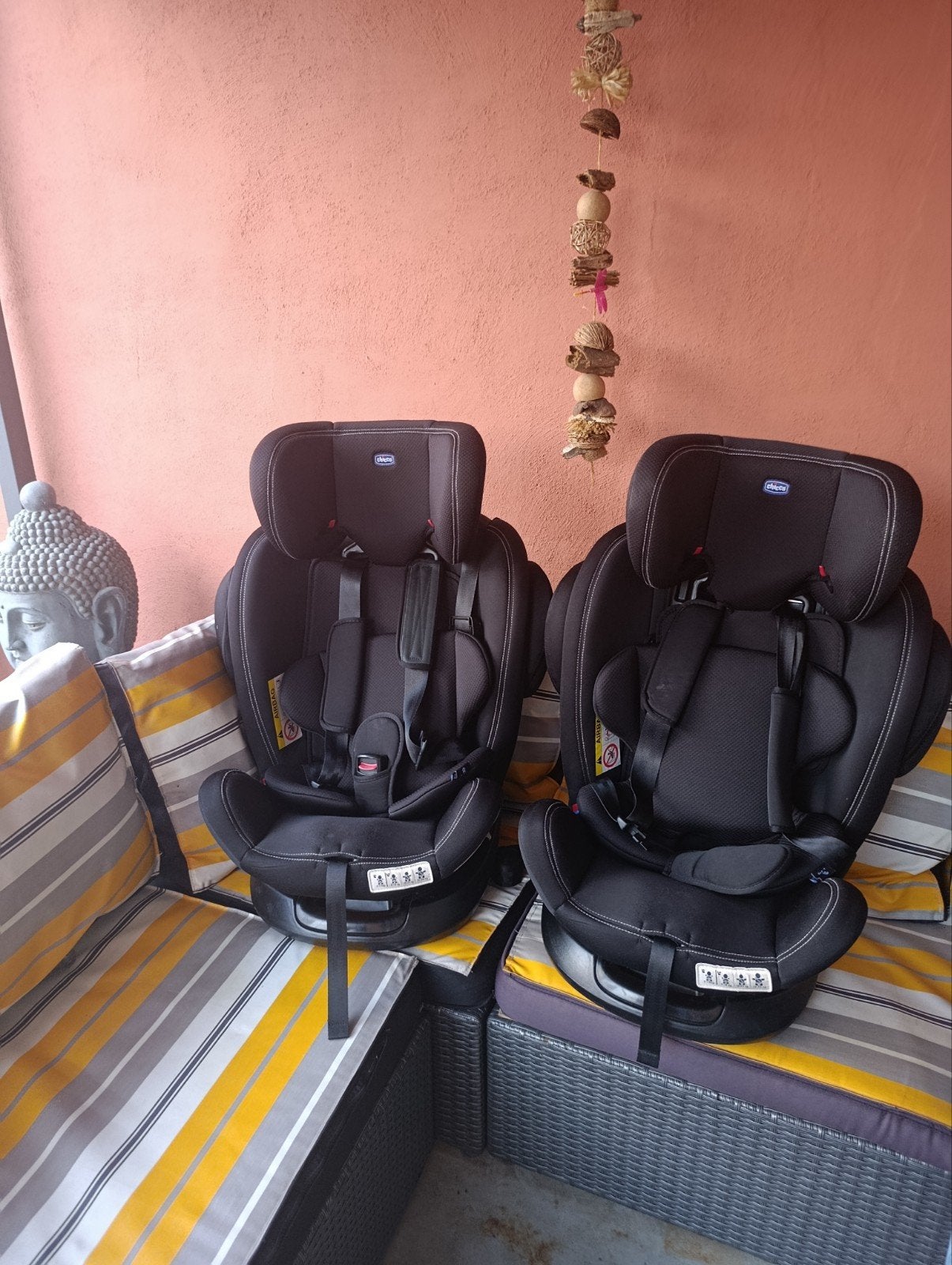 2 sièges auto Chicco isofix 125€ pièces, Enfants & Bébés, Jumeaux & Naissances multiples, Enlèvement