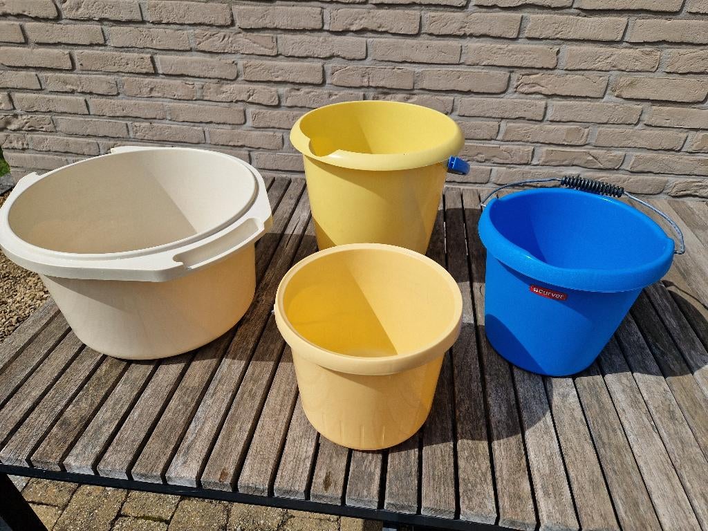Plastic emmers, Enlèvement