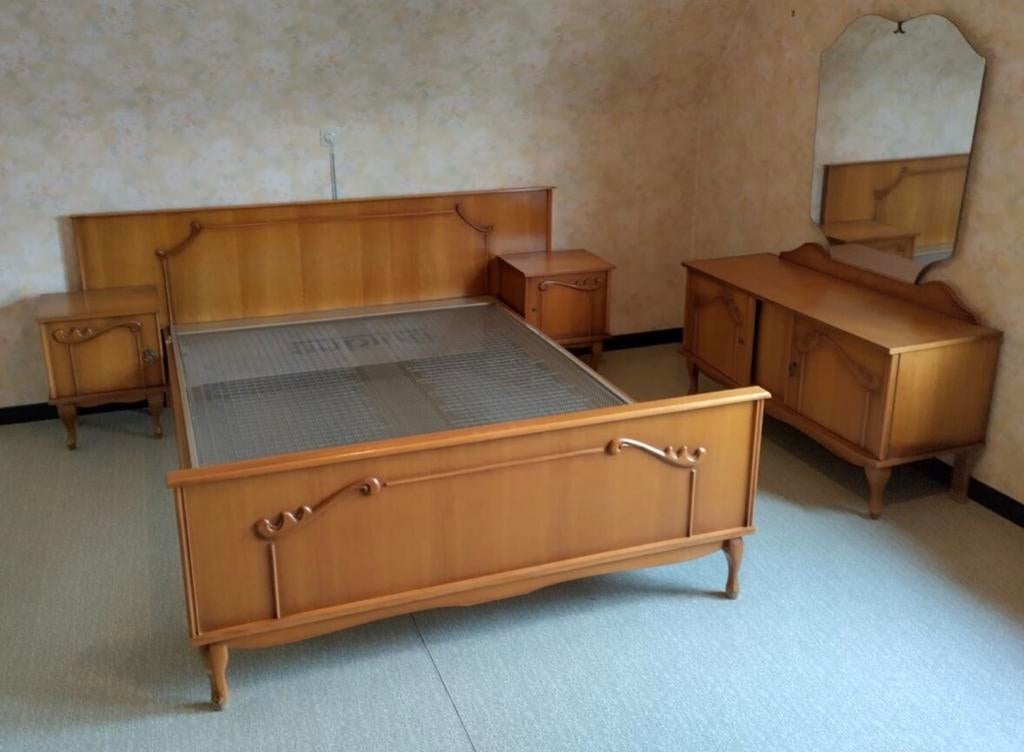 Bed met 2 nachtkastjes, Huis en Inrichting, Slaapkamer | Complete slaapkamers, Ophalen, Gebruikt