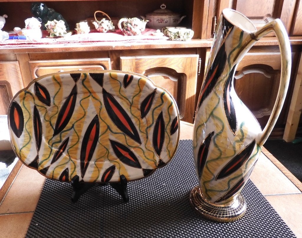 Plat et vase ancien, Ophalen