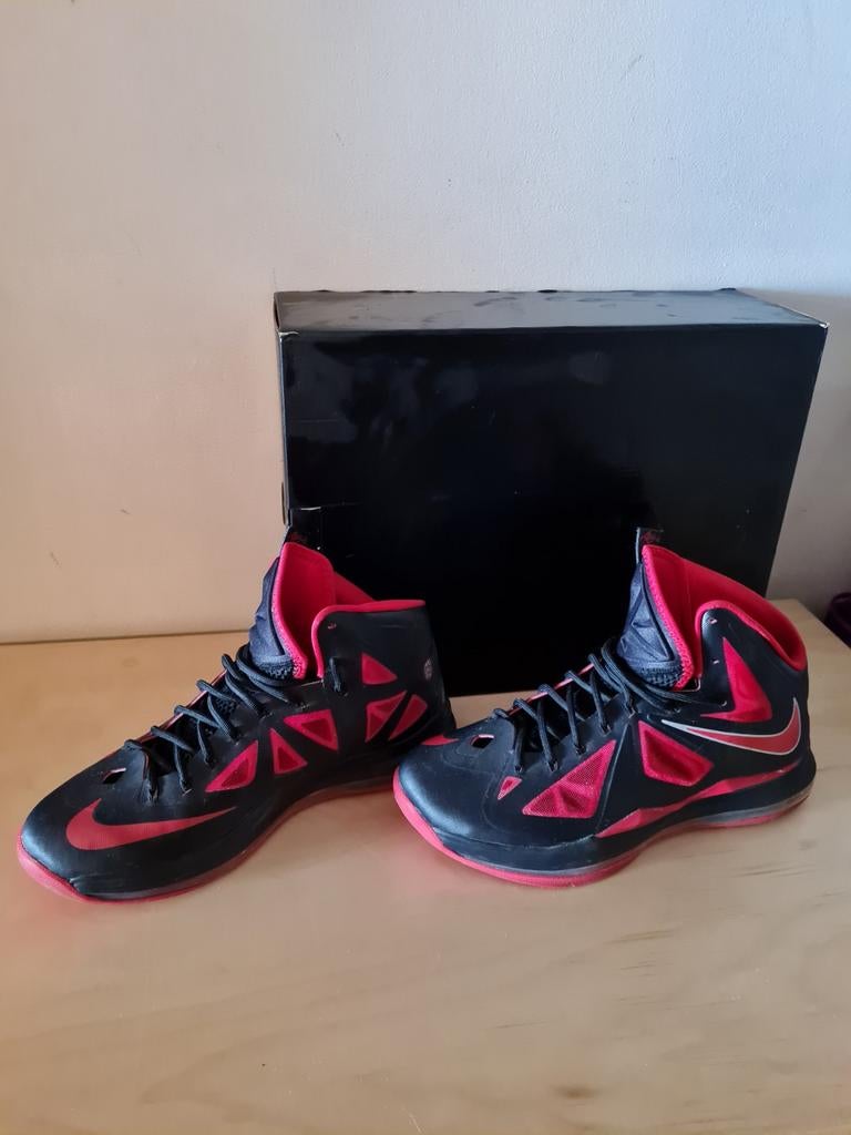 Sportschoenen lebron x maat 43, Sport en Fitness, Ophalen of Verzenden
