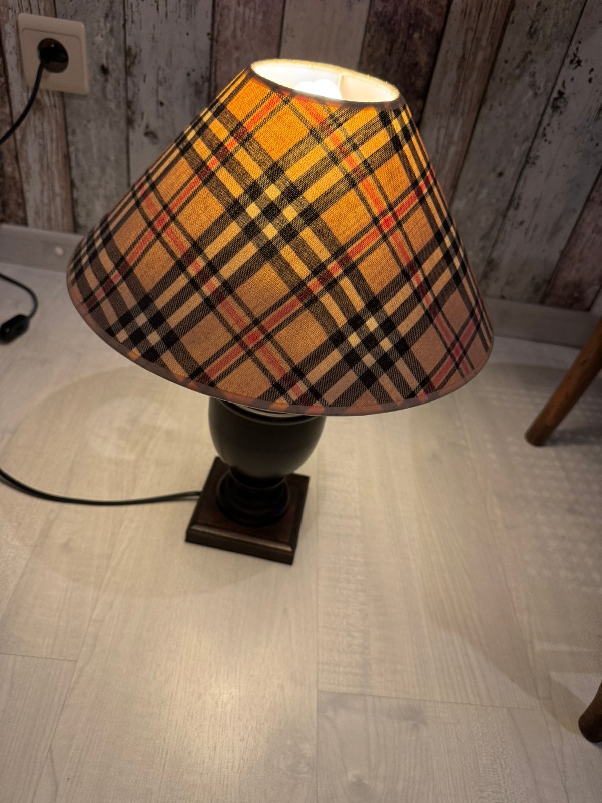 Lamp burberry stijl, Gebruikt, Meerkleurig, Met kap, Ophalen of Verzenden