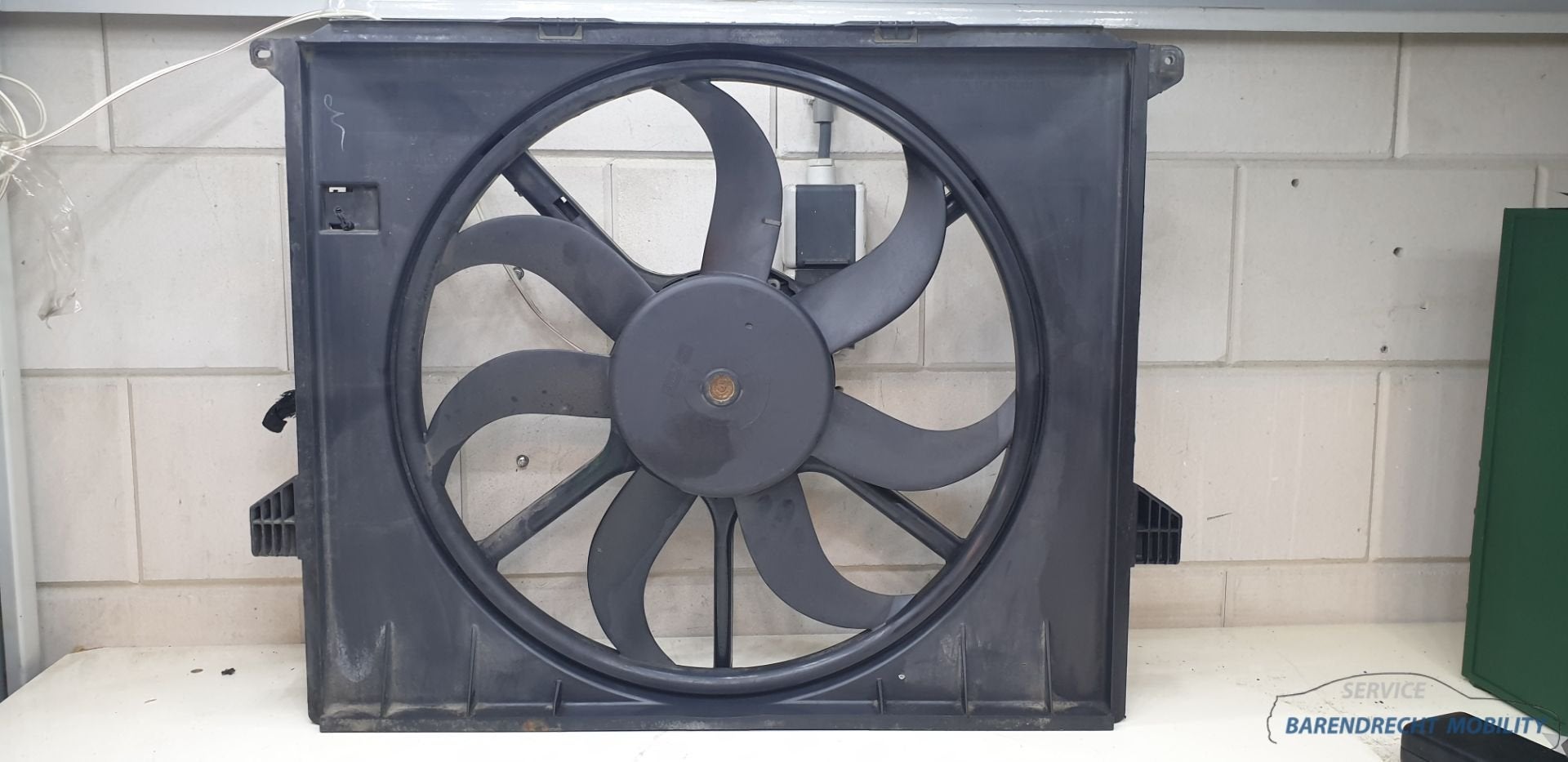 Ventilateur de refroidissement ML 320CDI R- Classe GL Merced, Mercedes-Benz AG, Mercedes-Benz, Utilisé, Mercedesstrasse 120
70372  Stuttgart, DE