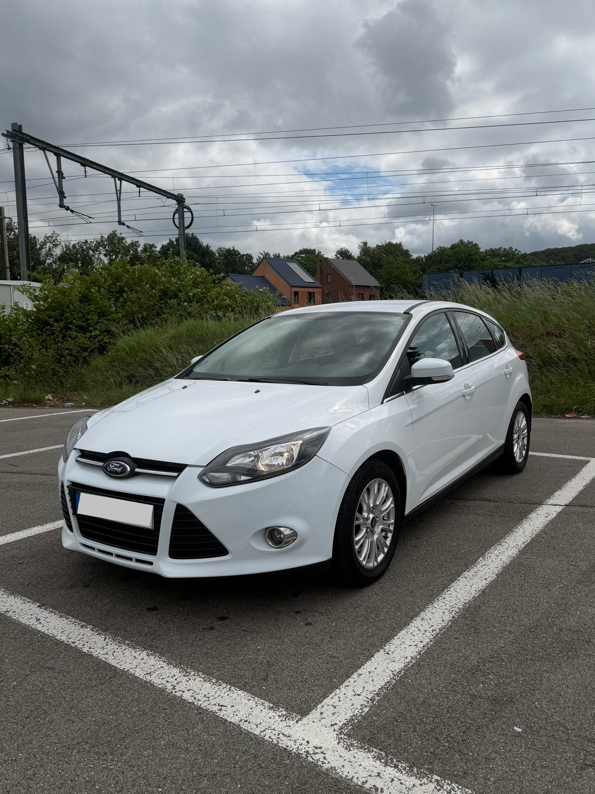 Ford focus 140k km 1.6 eco boost turbo benzine gekeurd vvk, Auto's, Ford, 4 cilinders, Wit, 5 deurs, Particulier