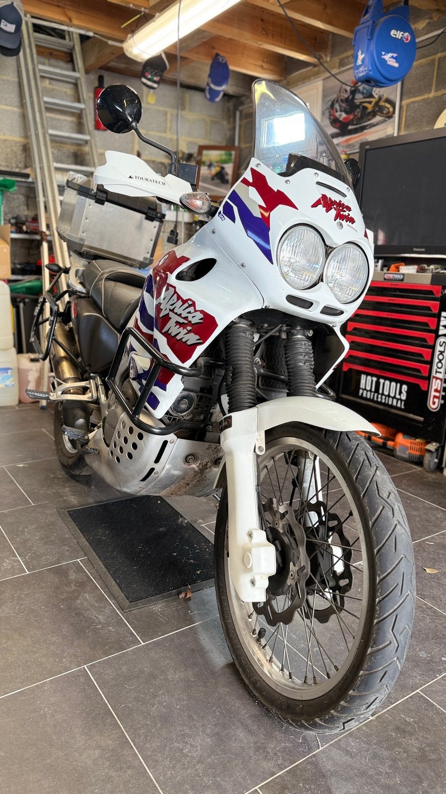 Africa twin 750, Particulier
