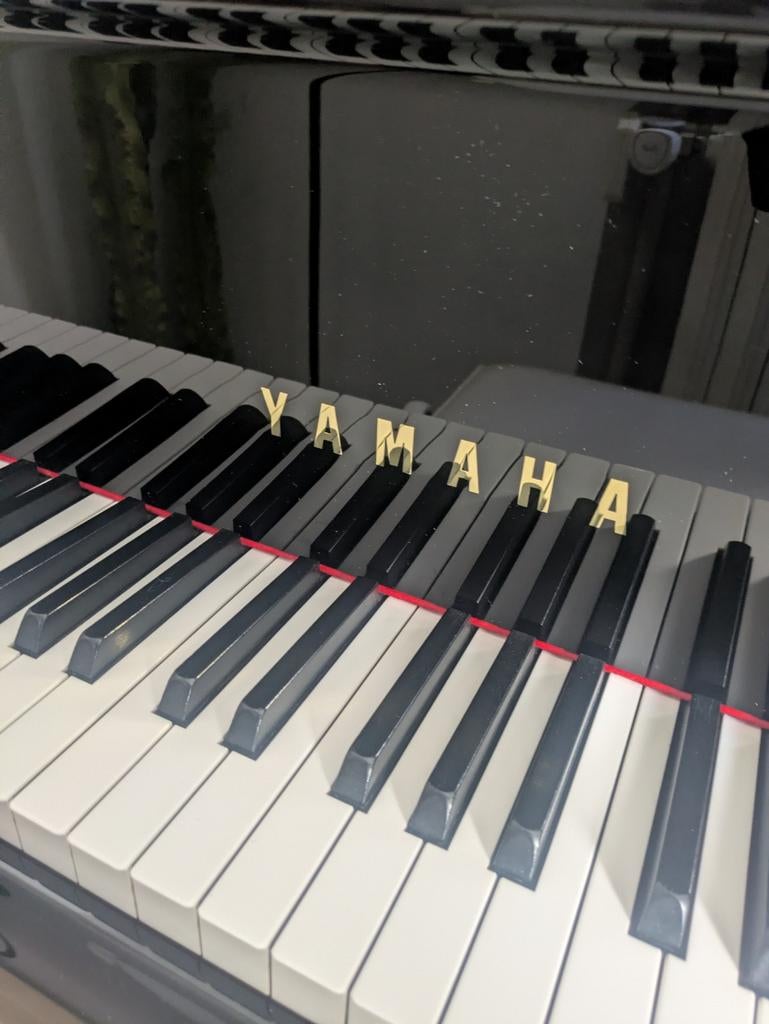 YAMAHA C3 piano à queue, Musique & Instruments, Piano
