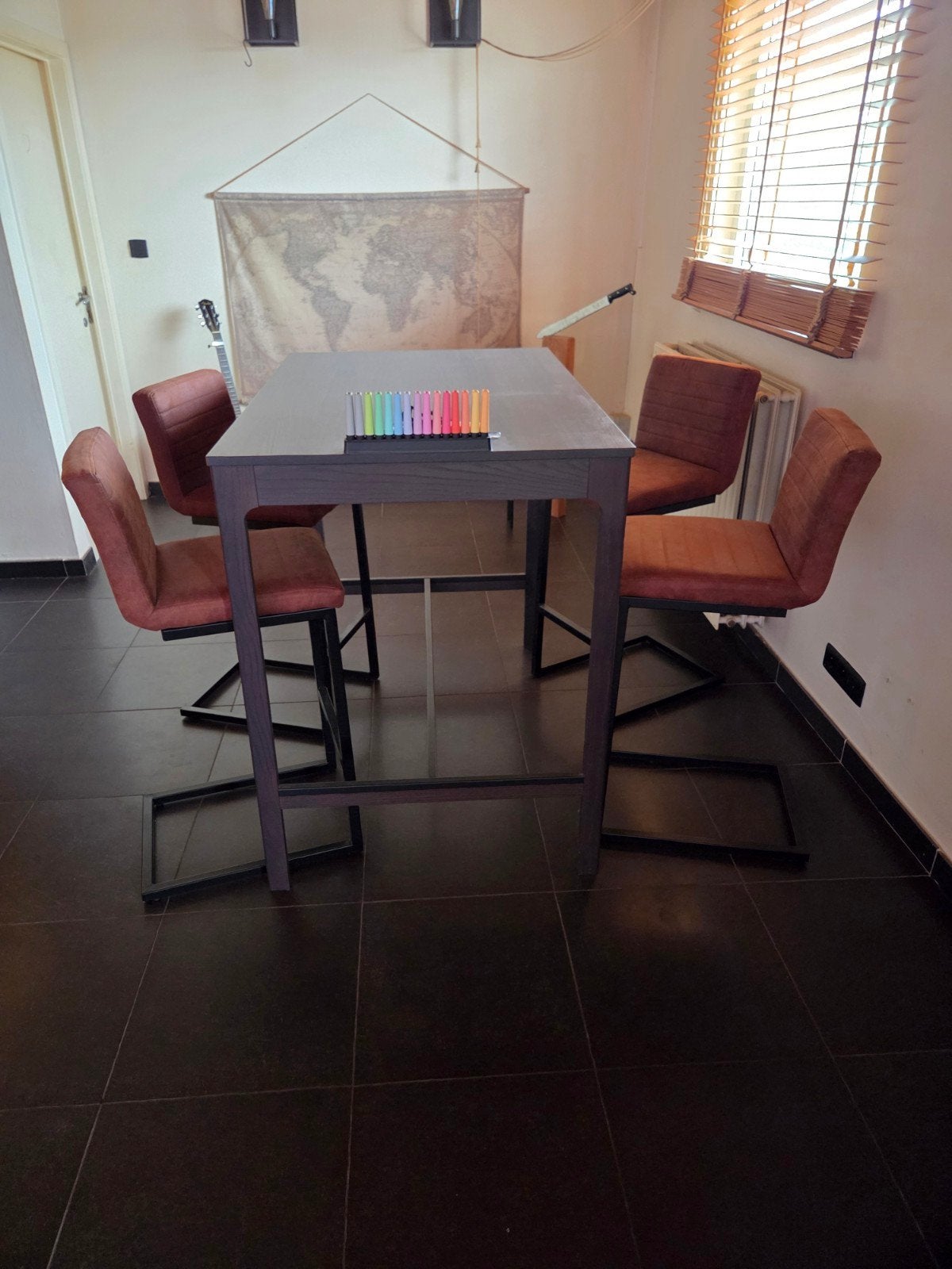 6 barstoelen met tafel, Huis en Inrichting, Ophalen, Zo goed als nieuw