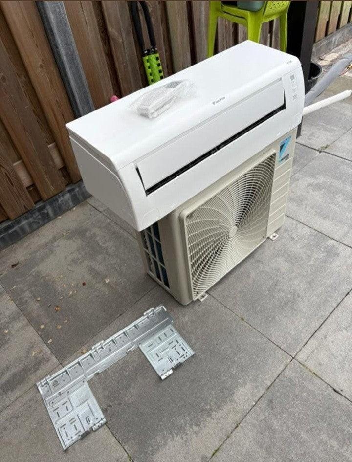 Airco split unit Daikin 3.5 kw Koelen&verwarmen R32, Koelen en Ontvochtigen, Timer, 3 snelheden of meer, Ophalen of Verzenden