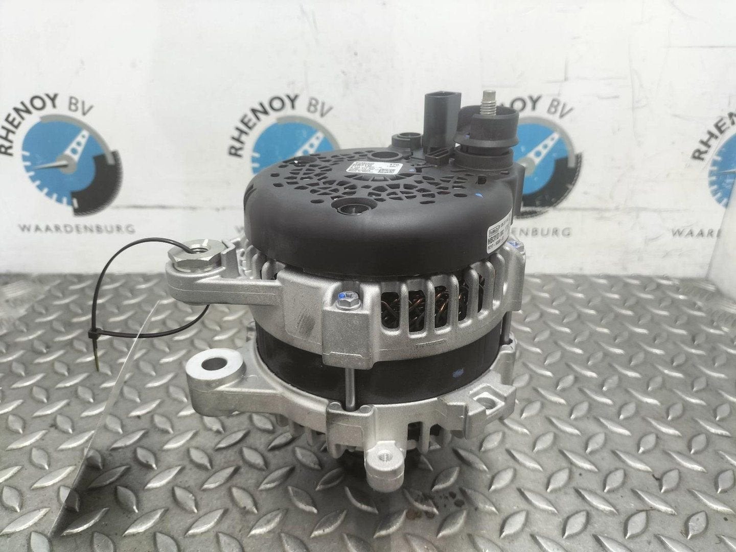 FORD KUGA Titanium DYNAMO PZ1T10300JC 2024, Ophalen of Verzenden, Gebruikt, ARN erkend