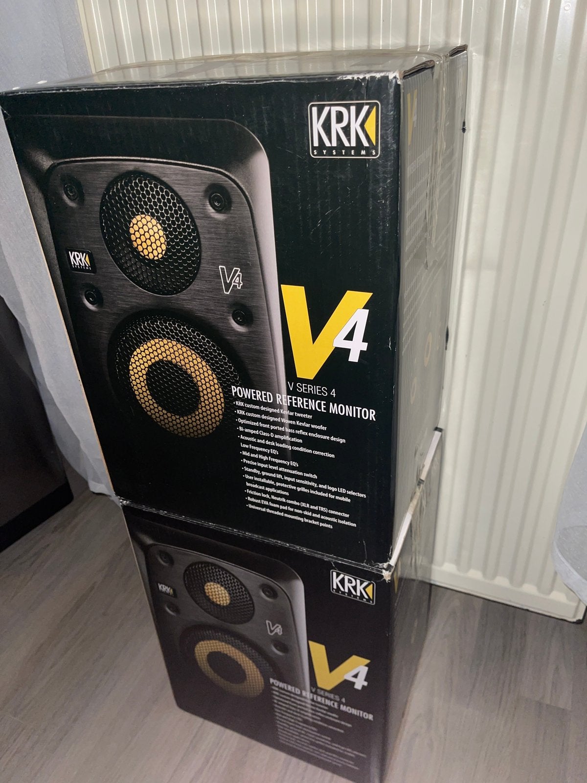 Krk v4 s4 nieuw in verpakking, Audio, Tv en Foto, Ophalen of Verzenden, Zo goed als nieuw, KRK