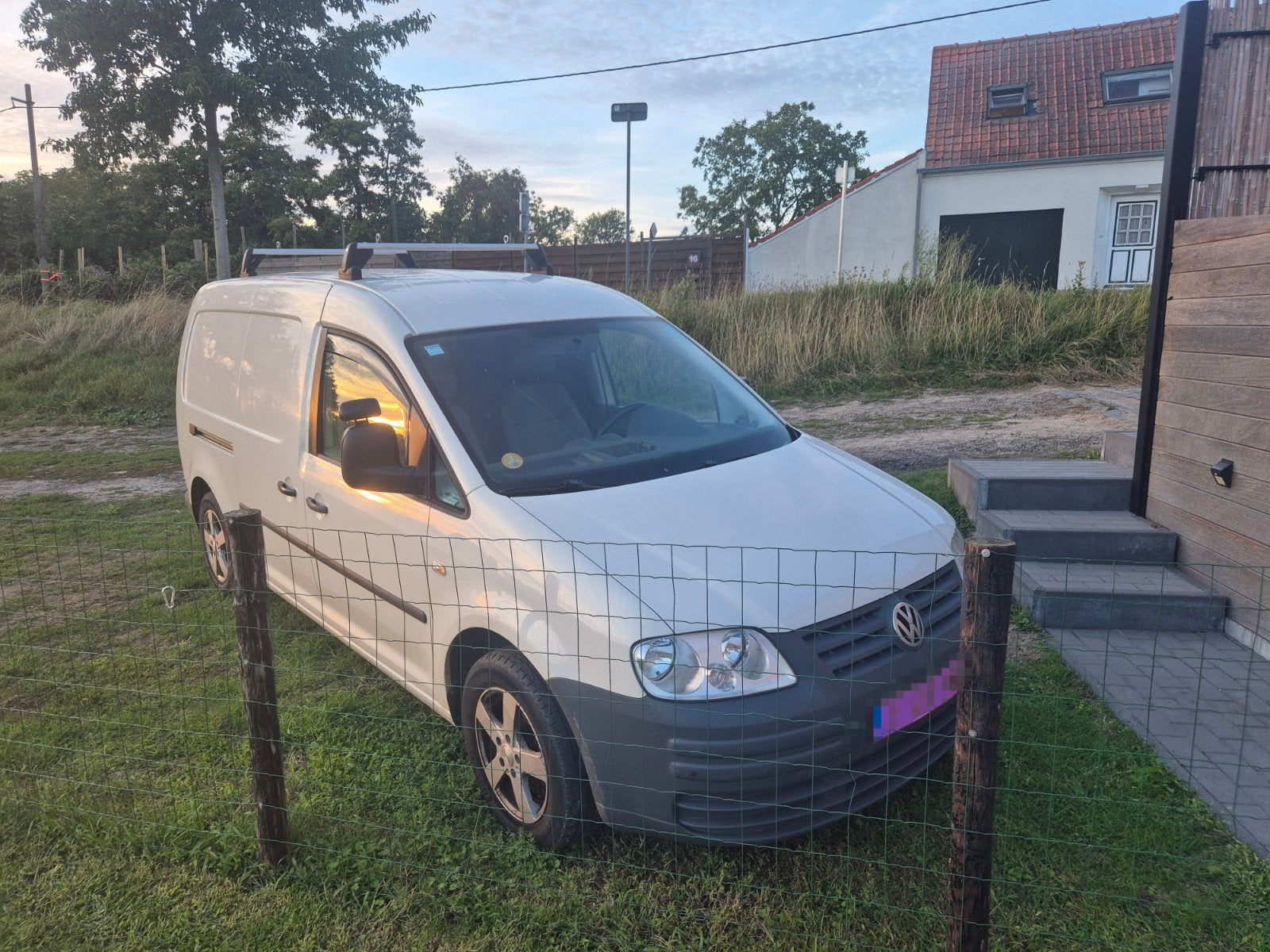 2010 Caddy Maxi 1.9TDI, 4 deurs, Stof, Elektrische ramen, Volkswagen
